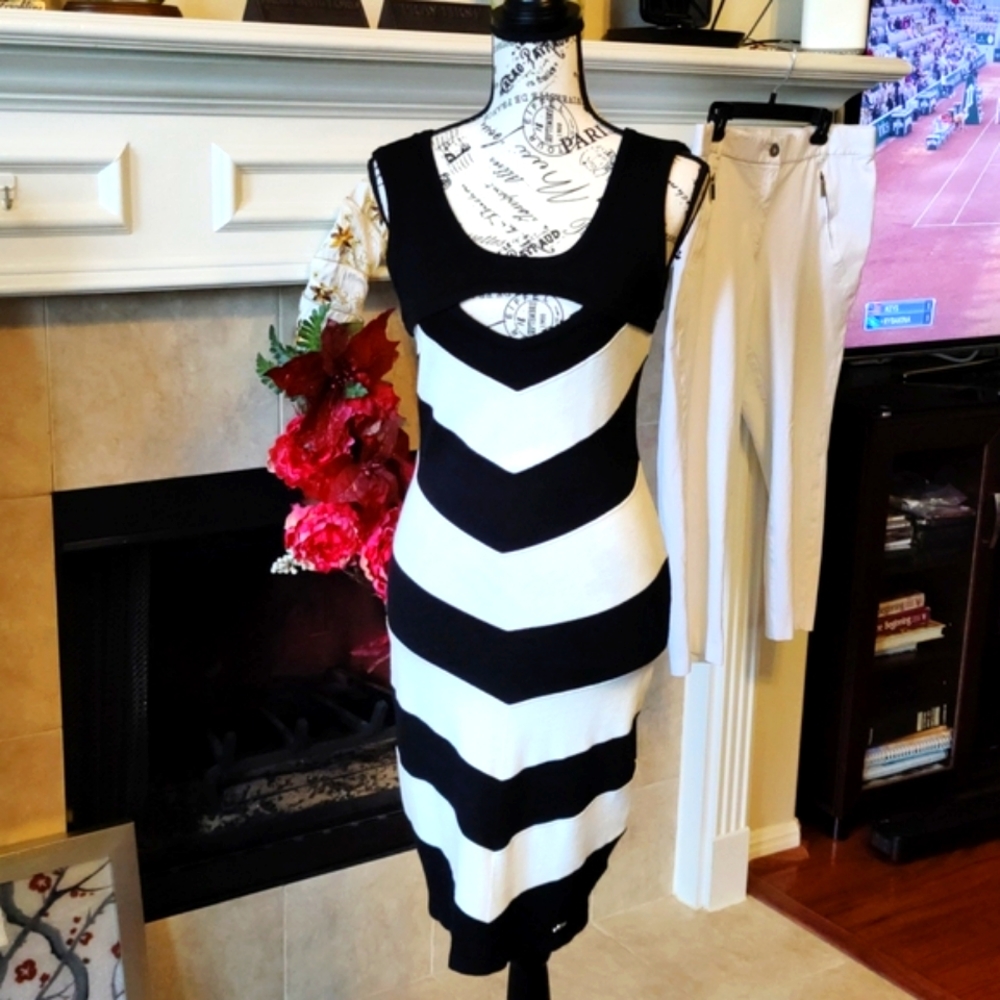 Guess Dress Small